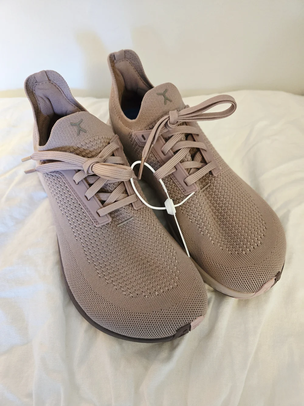 Flux Adapt Runner Mist Mens 9 Womens 10.5 Athletic Shoes